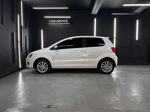 Volkswagen Fox 1.6 HIGHLINE 3P L10 2014