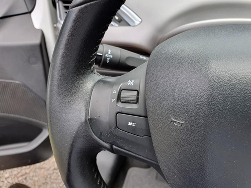 Peugeot 208 1.6 Feline Tiptronic 2018