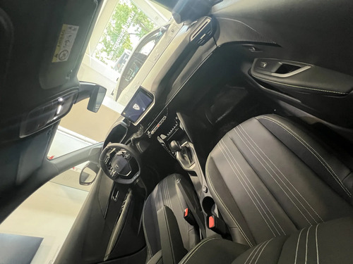 Peugeot 208 1.0T Gt 2026