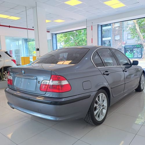 BMW BMW 325 IA Blindado de fabrica 2.5 325i Security 2004