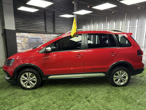 Volkswagen Suran Cross 1.6 Highline 2019