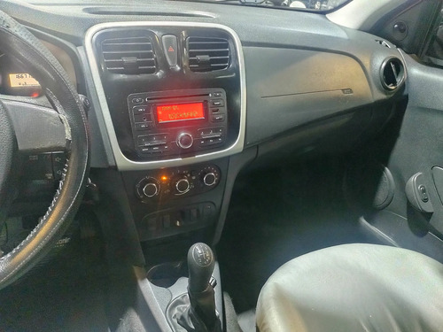 Renault Sandero 1.6 8V AUTHENTIQUE L17 2017