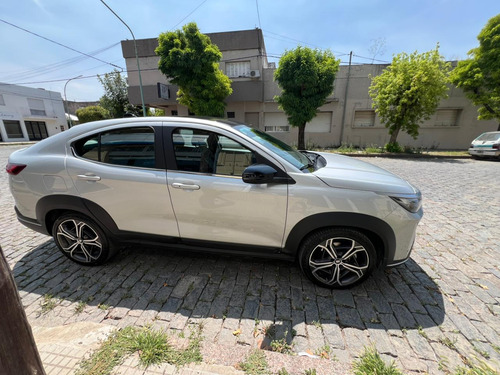 Fiat FASTBACK TURBO 270 AT 2024