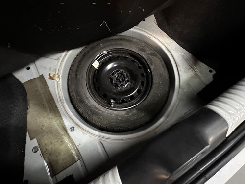 Volkswagen Gol 1.6 TREND 5P L12 2015