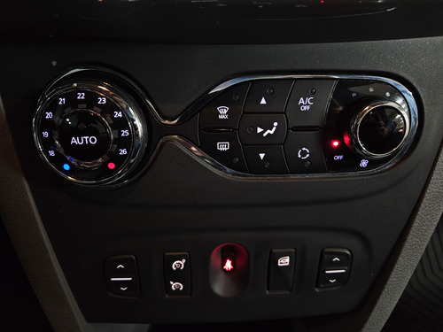 Renault Logan 1.6 Privilege 105cv 2017