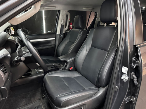 Toyota Hilux 2.8 TDI 4X2 DC SRX AT6 L21 2022