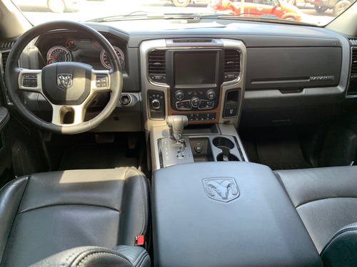 RAM 1500 5.7 Laramie Atx V8 2016