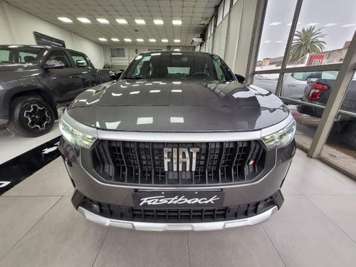 Fiat FASTBACK 1.3 T270 At6 2025
