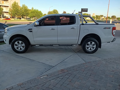 Ford Ranger DC 4X4 XLT MT 3.2L D 2020