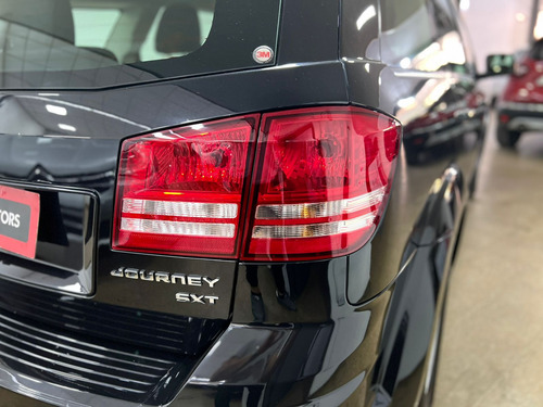 Dodge Journey 2.4 Sxt Atx Techo 3filas 2011