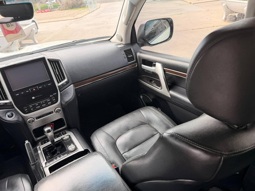 Toyota Land Cruiser 200 4.5 D4-D Vx At 2017