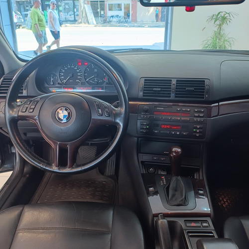 BMW BMW 325 IA Blindado de fabrica 2.5 325i Security 2004