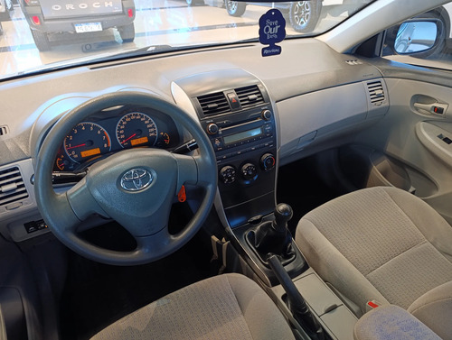 Toyota Corolla 1.8 Xli Mt 2010