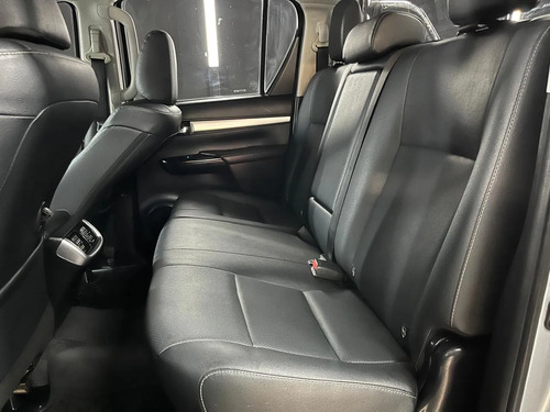 Toyota Hilux 2.8 TDI 4X4 SRX AT6 2022