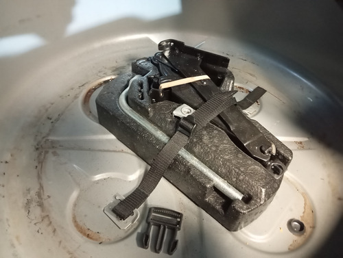 Volkswagen Voyage 1.6 Trendline L/17 2018