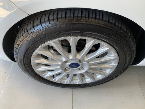 Ford Fiesta Kinetic 1.6 Se Powershift 120cv 2016