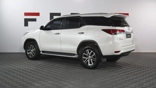 Toyota SW4 4X4 SRX 2.8 TDI 6 A/T 7A 2018