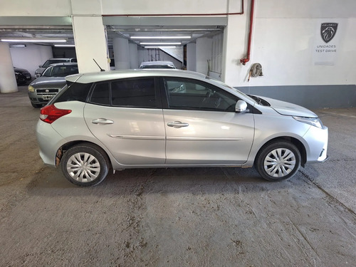 Toyota Yaris XS 1.5 6M/T 2023