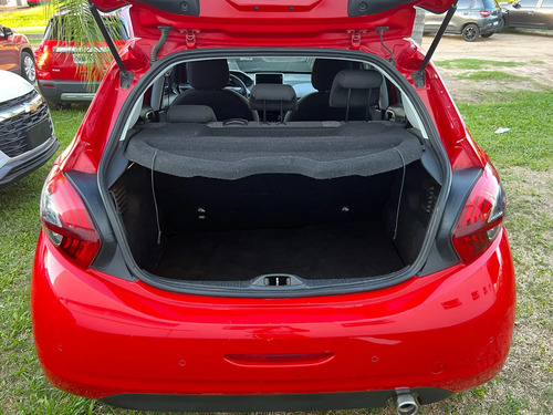 Peugeot 208 1.6 Allure 2018