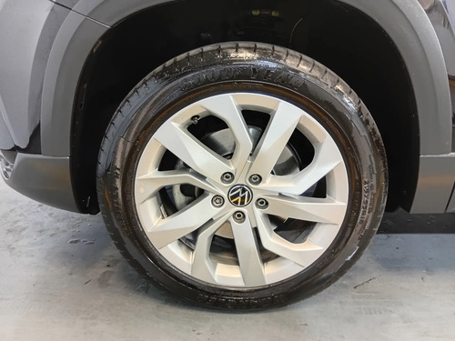 Volkswagen Taos 1.4 250 Tsi Comfortline At L/23 2023