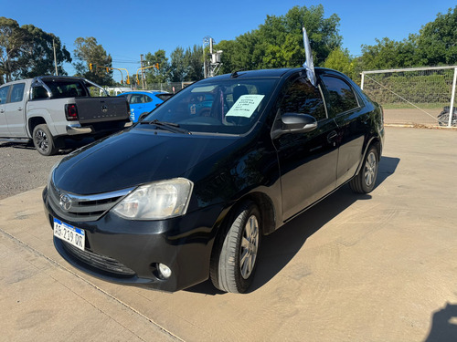 Toyota Etios XLS 1.5 6M/T 2017