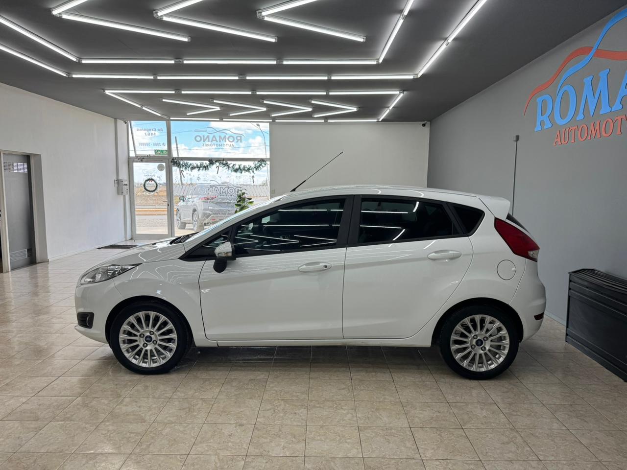 Ford Fiesta SE 1,6 MT 5P 2016