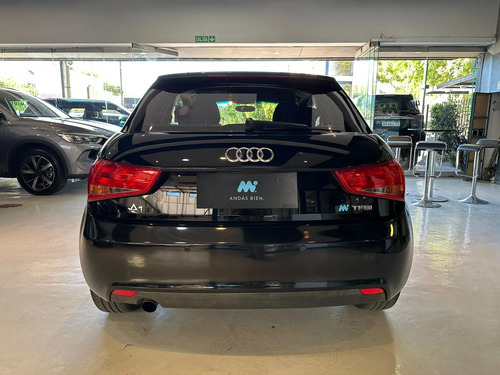 Audi A1 1.2 Turbo Atracttion 2014