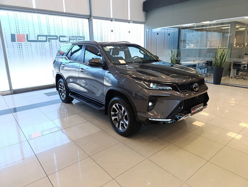 Toyota SW4 2.8 Srx 204Cv 4X4 7As At 2024