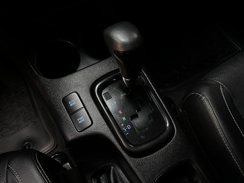 Toyota Hilux 2.8 TDI 4X2 DC SRX AT6 L16 2019