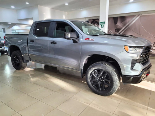 Chevrolet Silverado 5.3 V8 4X4 Z71 TRAIL BOSS AT10 2026