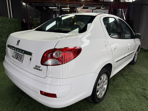 Peugeot 207 1.4 Sedan Allure Hdi 70cv 2013