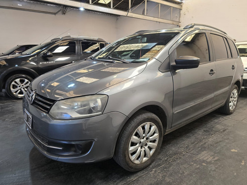 Volkswagen Suran 1.6 Comfortline 101cv 2014