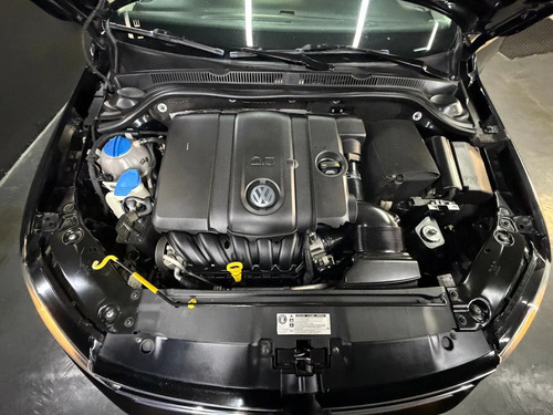 Volkswagen Vento 2.5 170HP ADVANCE PLUS TIPTRONIC L15 2016