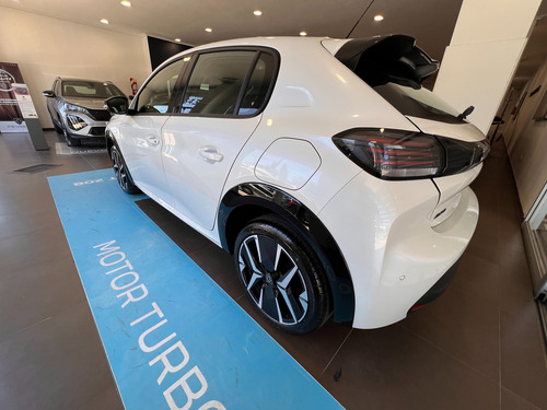 Peugeot 2008 1.0T Gt 2025