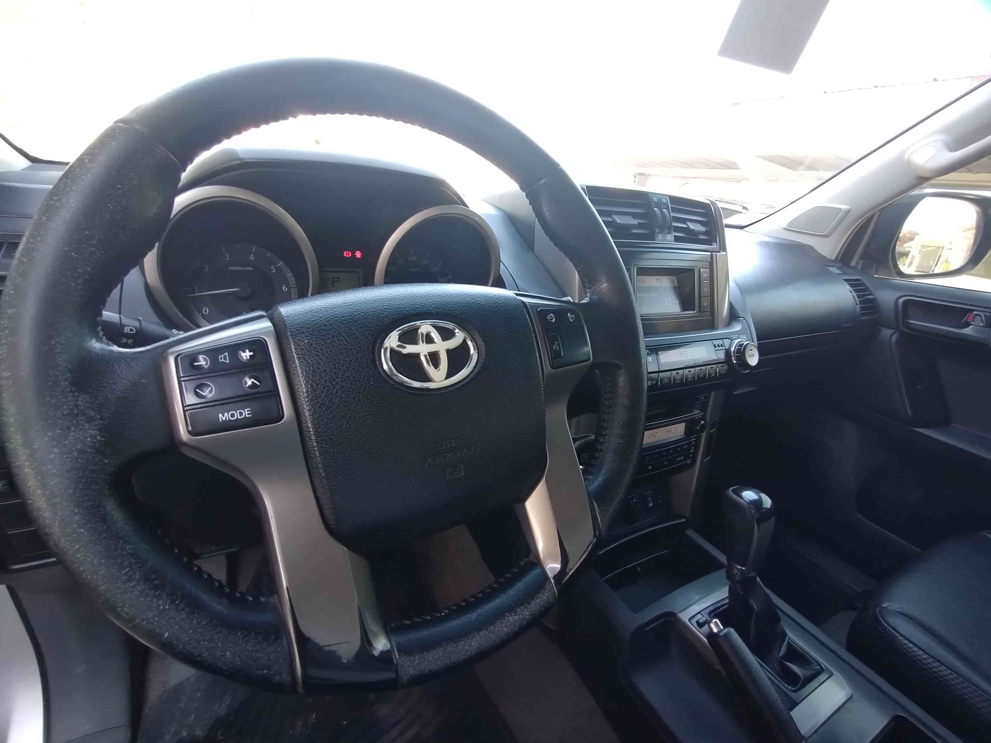 Toyota Land Cruiser Prado 4.0 AUT TXL 2012