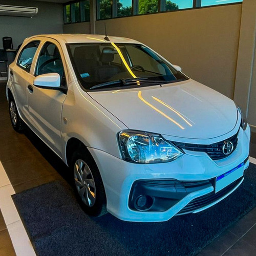 Toyota Etios 1.5 X 6mt My19 2023