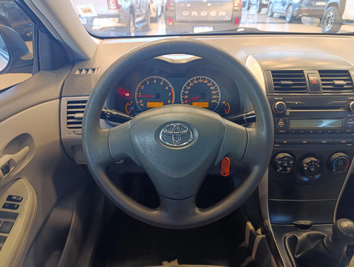 Toyota Corolla 1.8 Xli Mt 2010