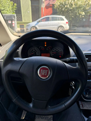 Fiat Punto 1.4 Attractive 2012