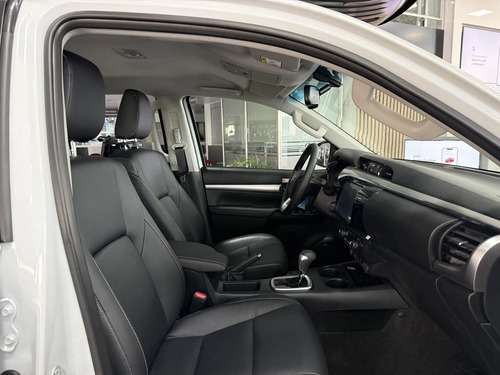 Toyota Hilux Pick-Up 2.8 Cd Srv 204Cv 4X4 At 2026