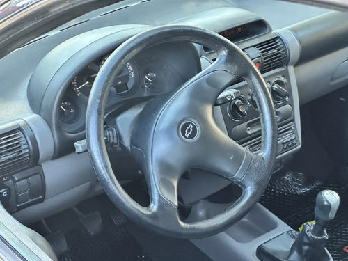 Chevrolet Corsa Classic 1.6 Gl 3p 2008