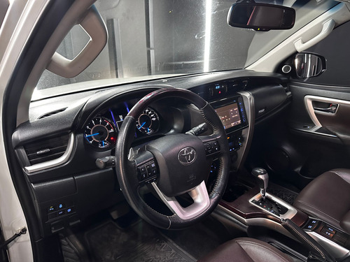 Toyota SW4 TDI SRX AT L16 2018