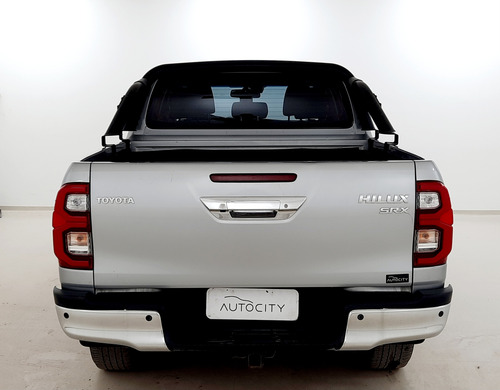 Toyota Hilux 2.8 TDI 4X2 DC SRX AT6 L21 2021
