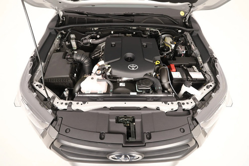 Toyota Hilux Pick-Up 2.8 Cd Sr 204Cv 4X4 At 2026