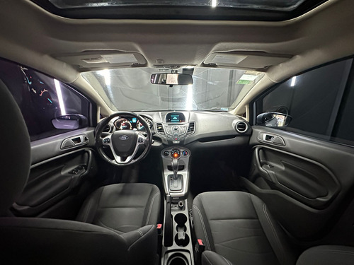 Ford Fiesta 1.6 SE PLUS POWERSHIFT KD 5P L13 2014