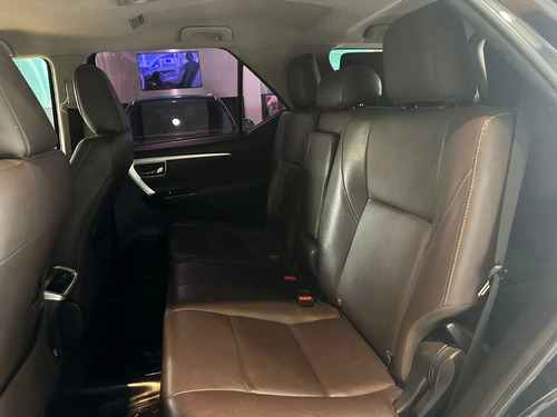 Toyota SW4 2.8 Srx 177cv 4x4 7as At 2017