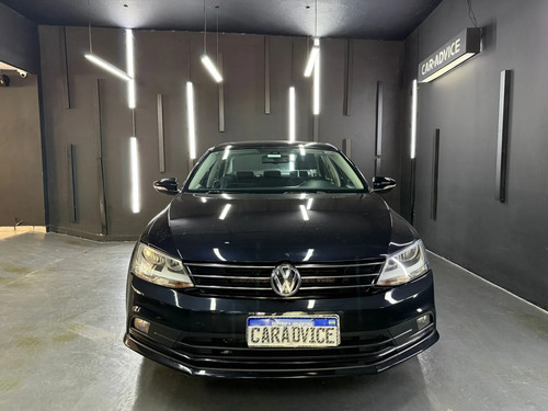 Volkswagen Vento 2.5 170HP ADVANCE PLUS TIPTRONIC L15 2016