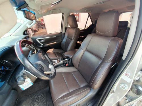 Toyota SW4 2.8 Srx 177cv 4x4 7as At 2017