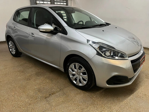 Peugeot 208 1.6 Active 2019