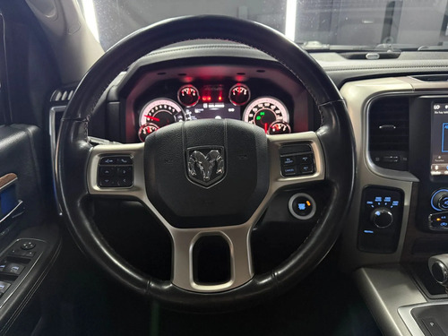 RAM 1500 5.7 DC 4X4 LARAMIE AT L13 2020