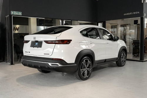 Fiat FASTBACK 1.3 T270 At6 2025